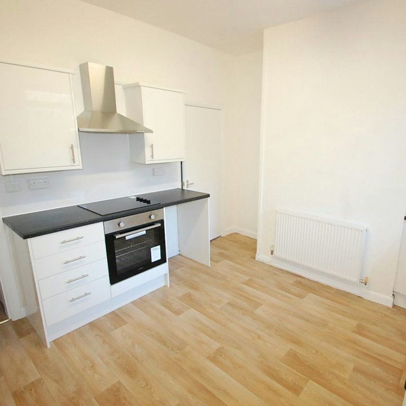 2 Bedroom Property For Rent in Swadlincote - £750 pcm Church Gresley