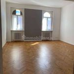 Rent 3 bedroom apartment of 90 m² in Varese