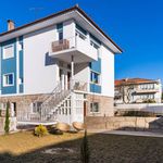 Rent 3 bedroom apartment of 98 m² in Porto