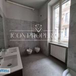 Rent 3 bedroom apartment of 63 m² in Milano