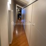Affitto 3 camera casa di 131 m² in Verbania