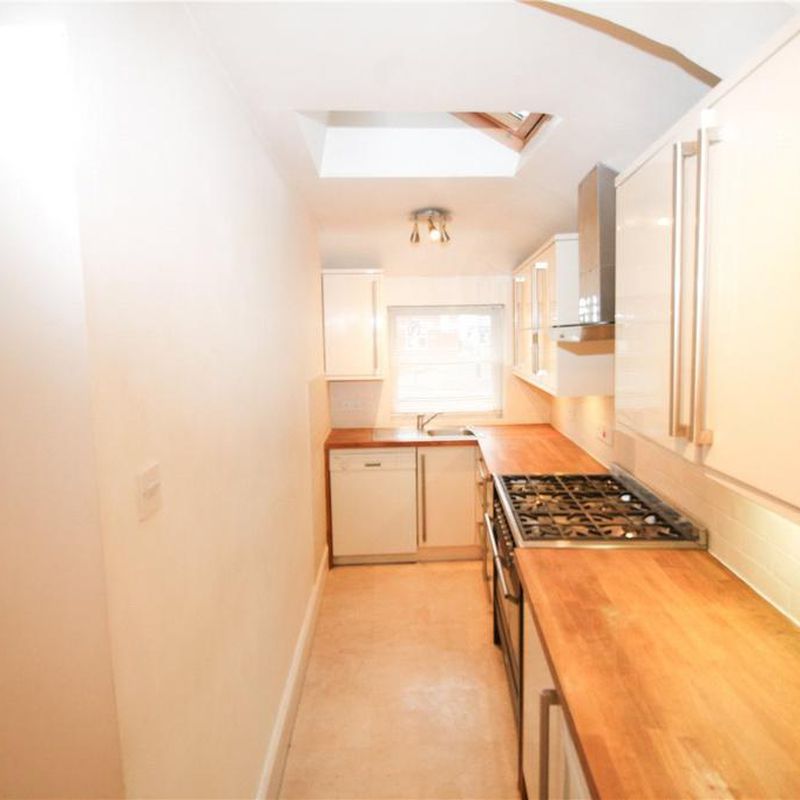 5 bedroom end of terrace house to rent Coltham Fields