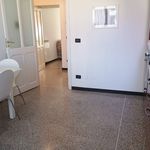 Affitto 2 camera appartamento di 101 m² in Albenga