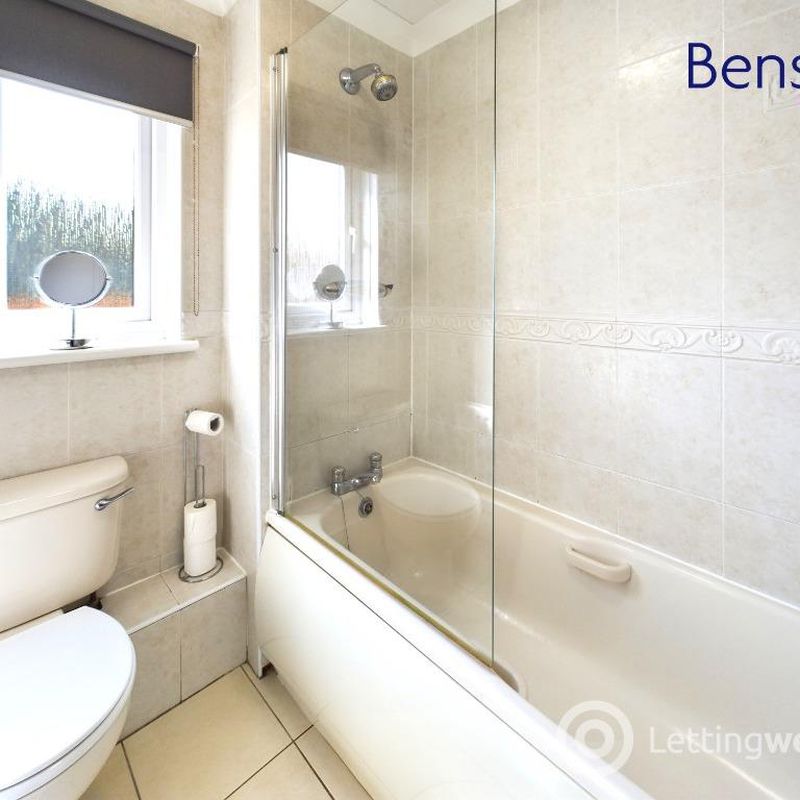 2 Bedroom Flat to Rent at Hamilton, Hamilton-North-and-East, North-Lanarkshire, South-Lanarkshire, England Whitehill