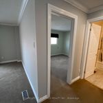 Rent 3 bedroom apartment of 224 m² in Barrie