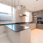 Rent 3 bedroom flat of 175 m² in London