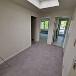 Huur 2 slaapkamer appartement van 80 m² in Wilrijk, Belgium