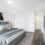 Rent 2 bedroom apartment of 91 m² in Scarborough