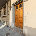 Affitto 1 camera appartamento di 44 m² in Firenze