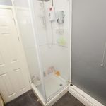 Rent 6 bedroom house in   Manchester