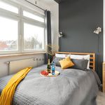 Rent 2 bedroom apartment of 40 m² in Warszawa