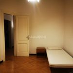 Affitto 4 camera appartamento di 75 m² in Trieste