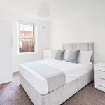 Rent 3 bedroom apartment in Bristol