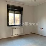 Rent 3 bedroom apartment of 90 m² in Settingiano
