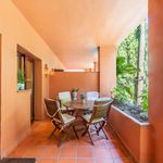 Rent 5 bedroom house of 292 m² in Marbella