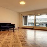 Miete 5 Schlafzimmer wohnung von 135 m² in Genève