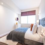 Rent 2 bedroom flat of 78 m² in London