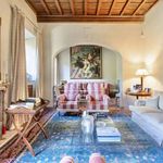 Affitto 5 camera casa di 500 m² in Firenze