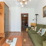 Rent a room of 80 m² in Chiva