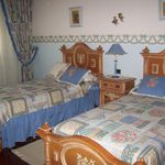 Rent 4 bedroom house of 200 m² in Pontevedra