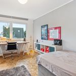 Miete 6 Schlafzimmer wohnung von 228 m² in Düsseldorf