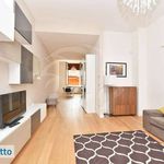 Affitto 4 camera appartamento di 80 m² in Bologna