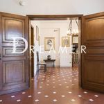 Affitto 5 camera casa di 360 m² in Firenze