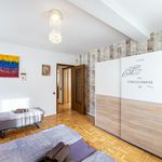 Miete 3 Schlafzimmer wohnung von 87 m² in Dusseldorf
