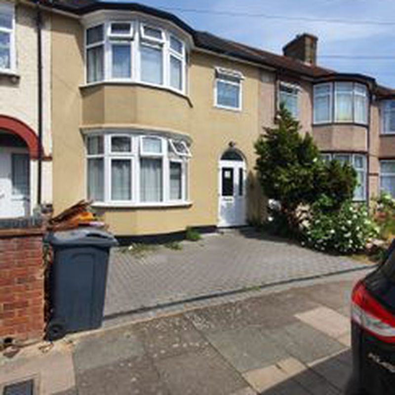 Room to rent in Cecil Avenue, Barking IG11