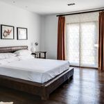 Rent 5 bedroom house of 650 m² in San Roque