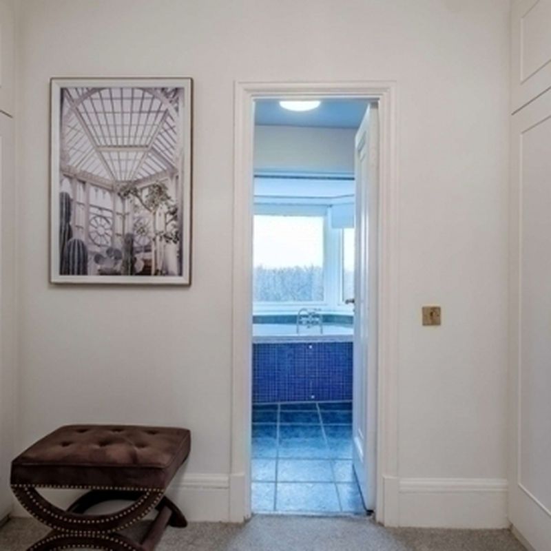 4 Bedroom Penthouse to Rent Lisson Grove