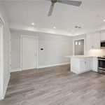 Rent 1 bedroom apartment of 905 m² in Mamaroneck