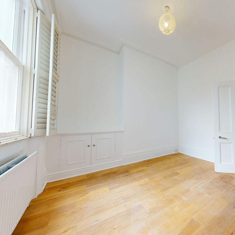 Flat to rent on Holland Road Hove,  BN3, United kingdom