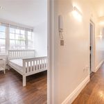 Rent 2 bedroom flat of 53 m² in London