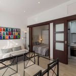 Rent 1 bedroom apartment of 33 m² in Barcelona