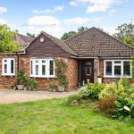 Rent 3 bedroom house in Walton-on-Thames