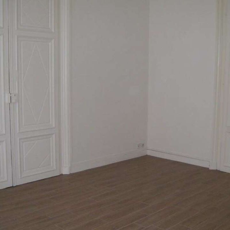 Location appartement 1 pièce 35 m² Orléans (45000) Orleans
