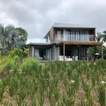 Rent 8 bedroom house of 240 m² in Tamarin