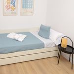Rent 1 bedroom apartment of 60 m² in València