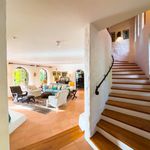 Rent 3 bedroom house of 496 m² in Kingston