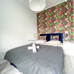 Wynajmij 2 sypialnię apartament z 30 m² w Warszawa
