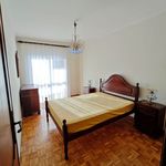 Rent 2 bedroom apartment of 110 m² in Vila Nova de Gaia