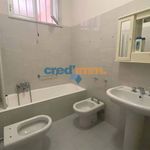 Rent 3 bedroom apartment of 70 m² in Andria