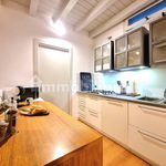 Affitto 3 camera appartamento di 120 m² in Bergamo