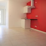 Rent 2 bedroom house of 32 m² in Daux