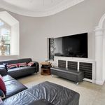 Rent 6 bedroom house of 352 m² in London