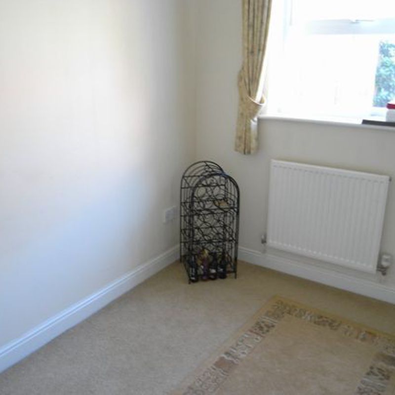 Flat to rent in Tristram Close, Chandler's Ford, Eastleigh SO53 Valley Park