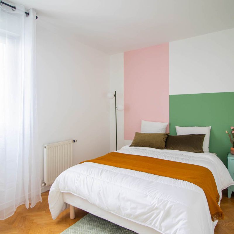 Superb bedroom of 14 m² for rent