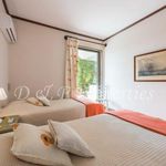 Rent 3 bedroom apartment of 180 m² in Vouliagmeni Municipal Unit