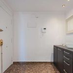 Rent 4 bedroom apartment of 164 m² in València